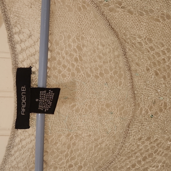 Arden B sweater, sz S - Picture 2 of 4